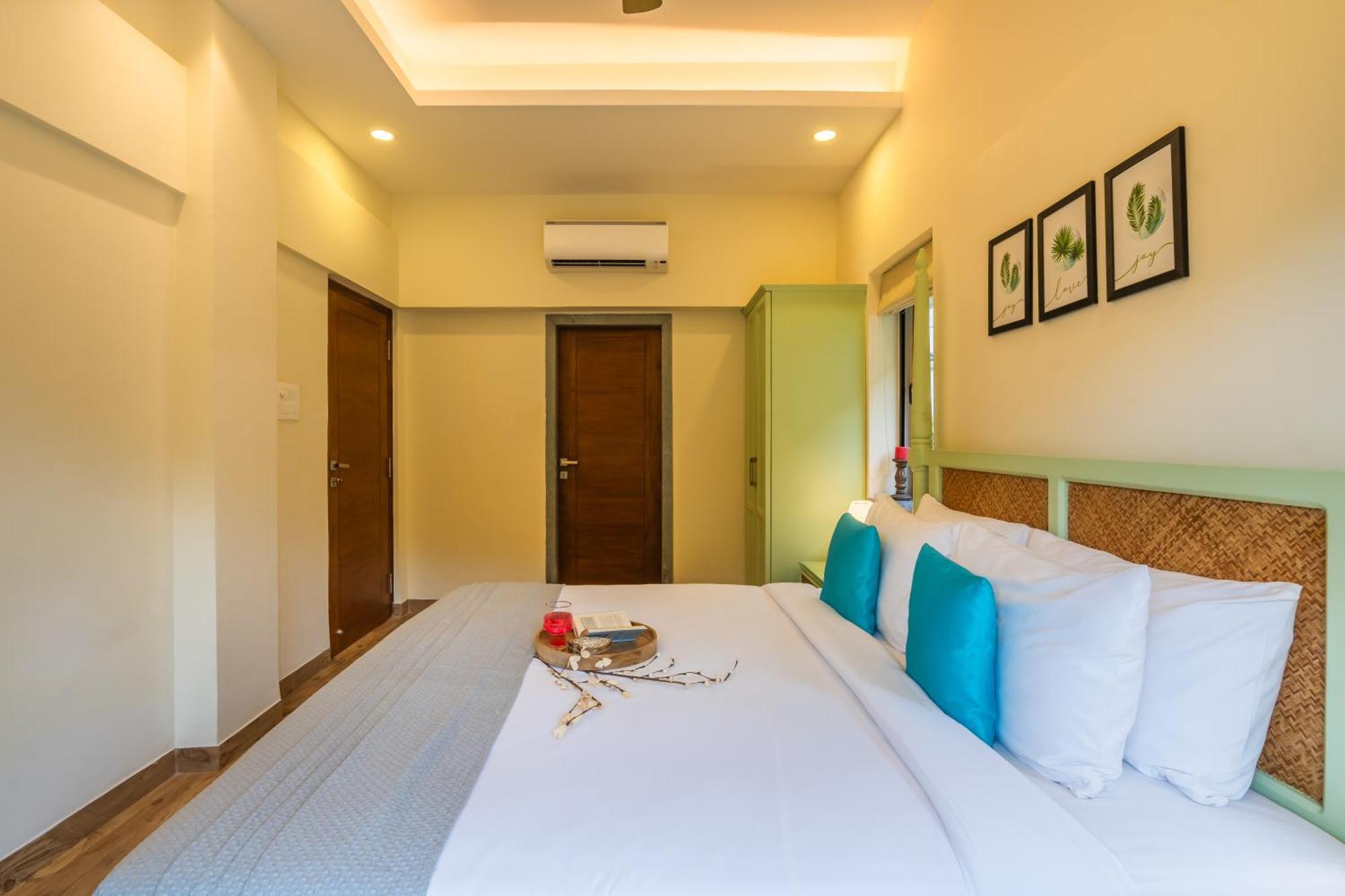 Elivaas 3 Bhk Pvt Pool & Bar - Villa Valerie Oxel Экстерьер фото