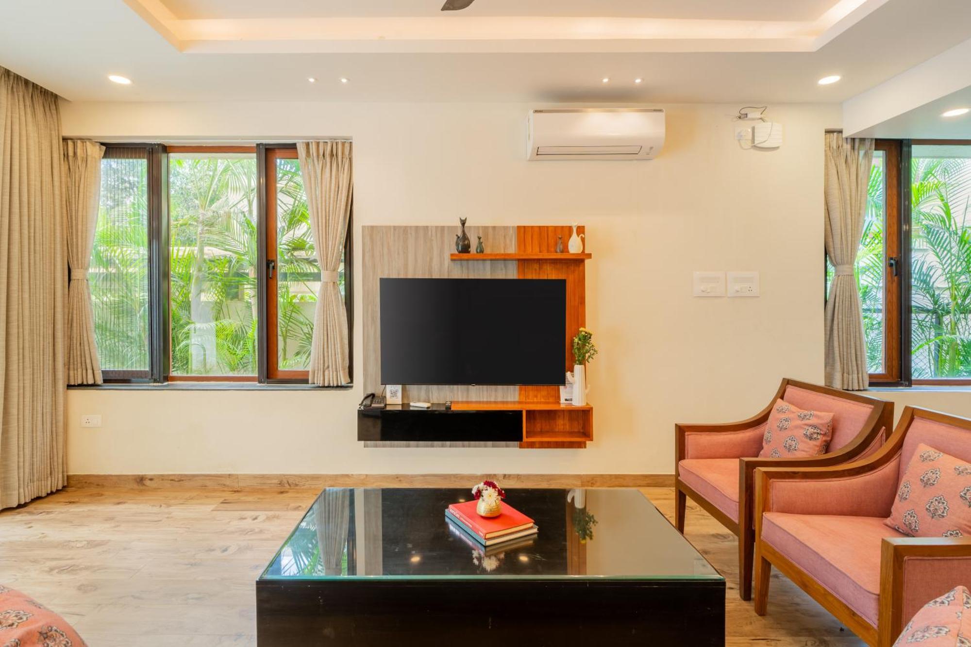 Elivaas 3 Bhk Pvt Pool & Bar - Villa Valerie Oxel Экстерьер фото